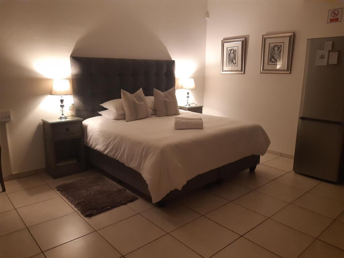 Aspasia Agency Mariental Exterior foto