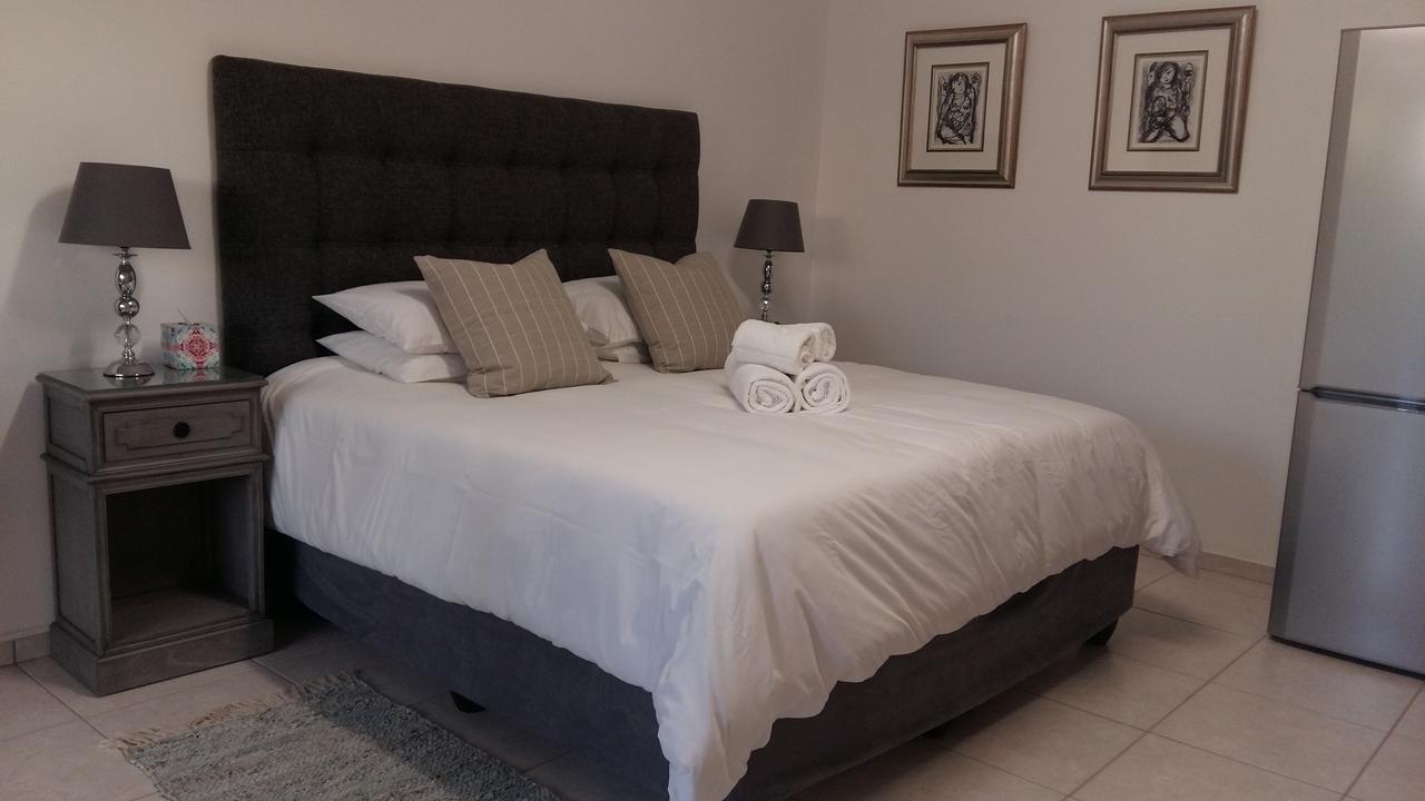 Aspasia Agency Mariental Exterior foto